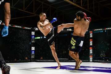 El teldense Juanma Suárez retiene el título mundial de AFL/TA.